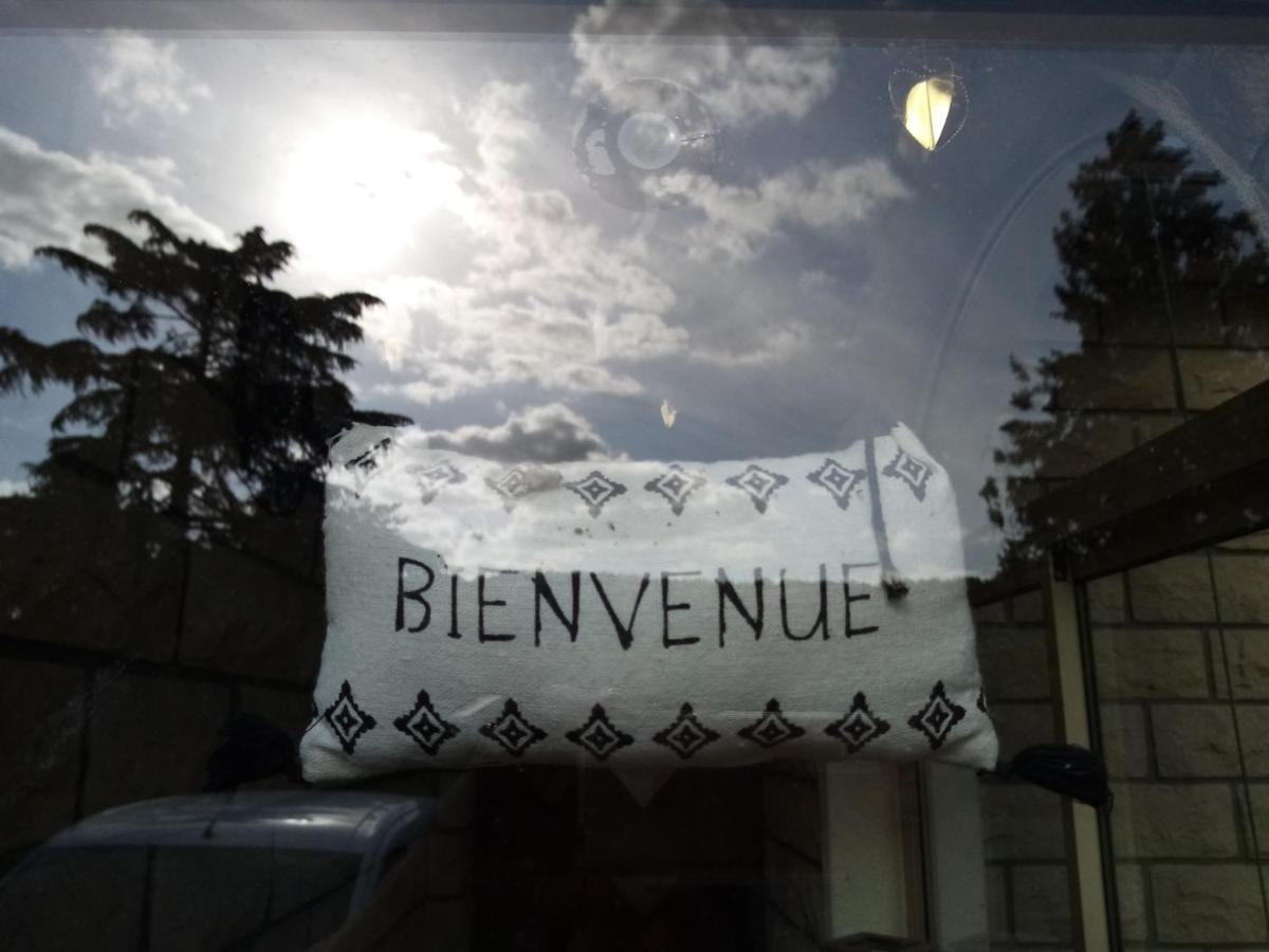 Havre De Paix Au Bords De L'Eure - Divers Hebergements Garennes-sur-Eure Eksteriør bilde